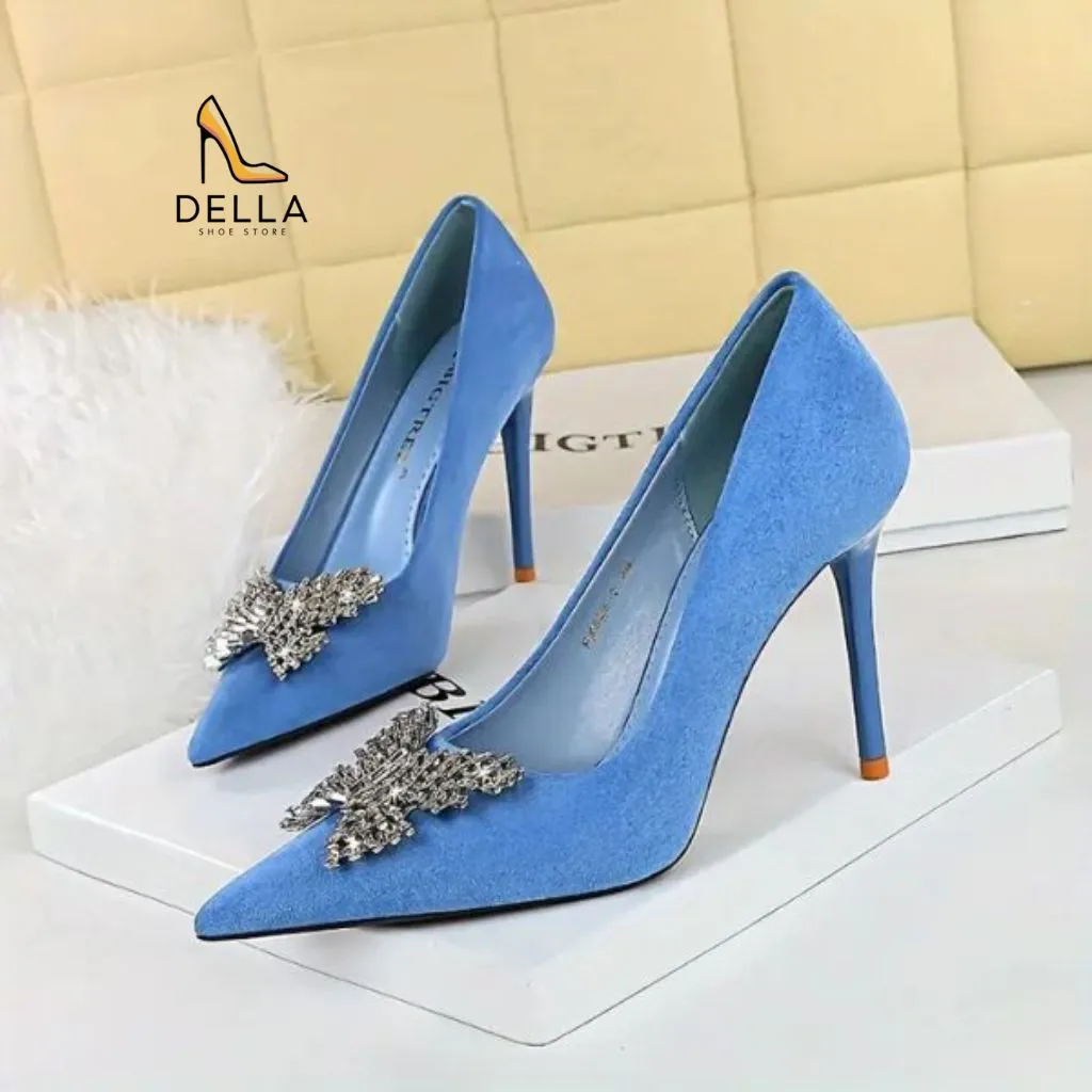 Pointed Toe High Heels with Bow – Elegant Beauty